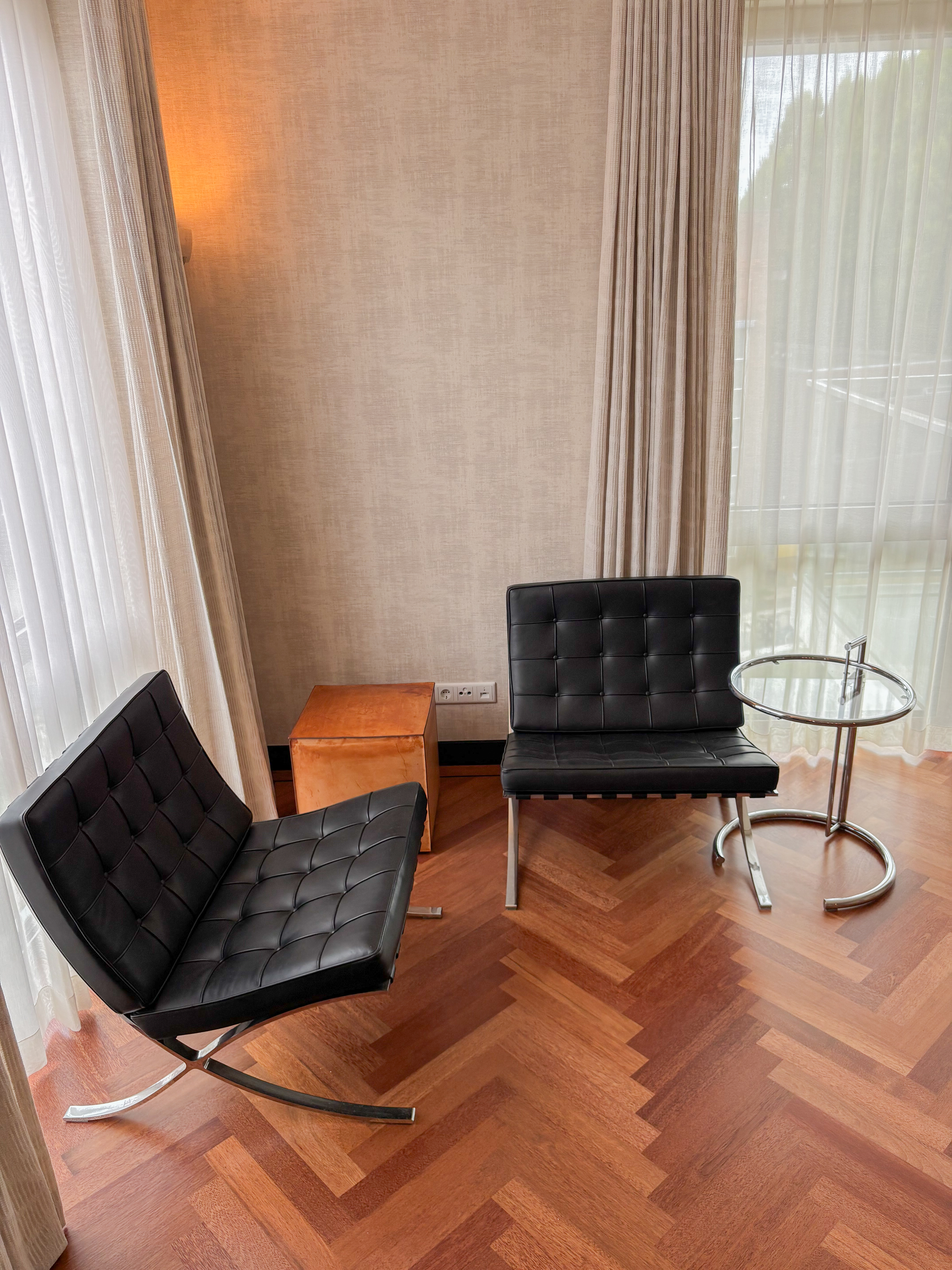Hotel Chique Interieur met visgraatvloer